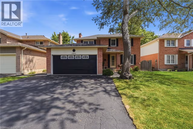 2055 Hunters Wood Dr.