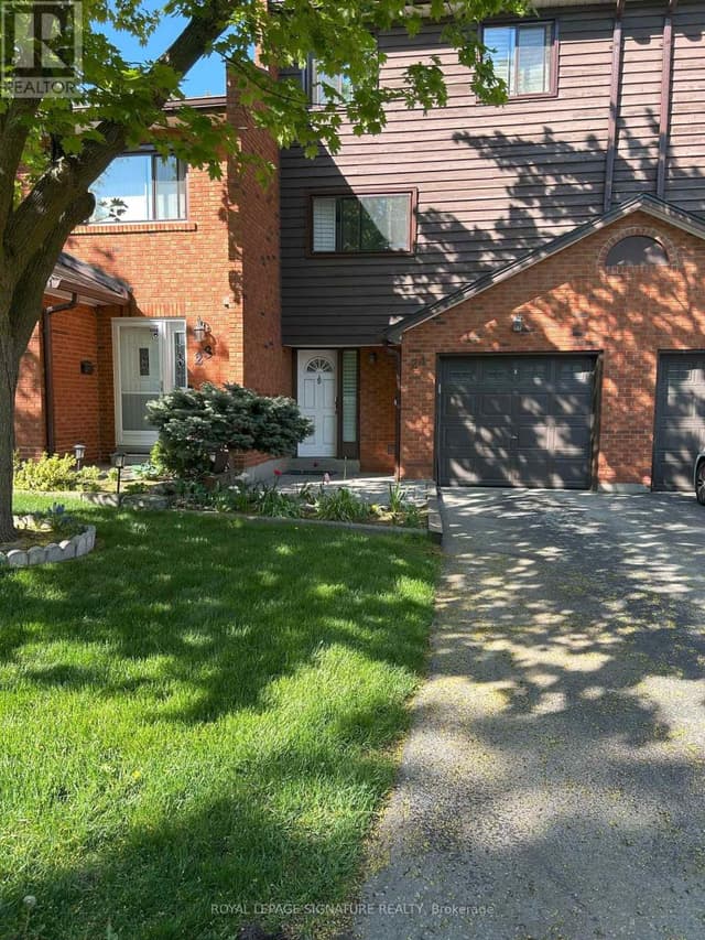 24 - 4230 Fieldgate Dr.
