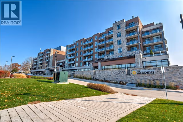 3290 New St. Unit 106