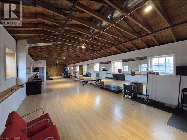 33 Villiers St. Unit 202