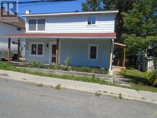 383 Montfort St. N