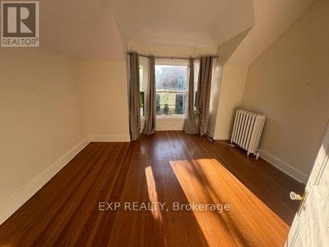 Upper - 118 Stinson St.