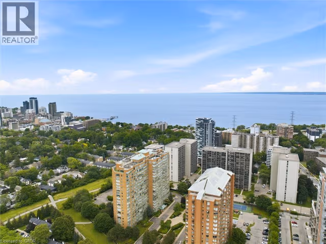 1276 Maple Crossing Blvd. Unit 110