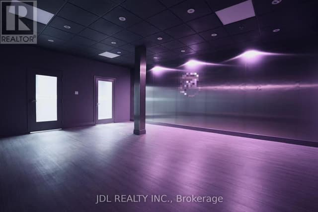 Unit 7 - 3413 Wolfedale Rd.