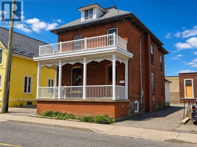 7 Ontario St.