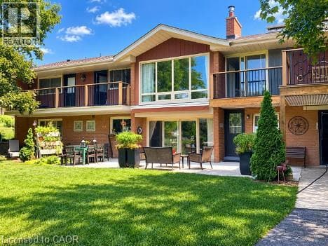 81 Thomson Dr.