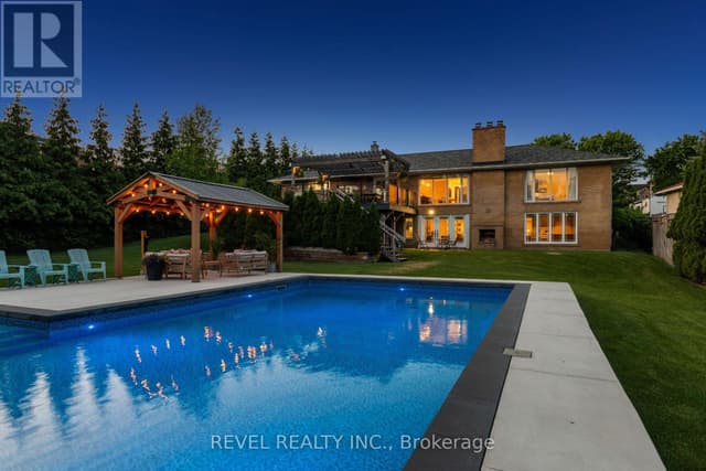 1648 Crediton Pkwy.