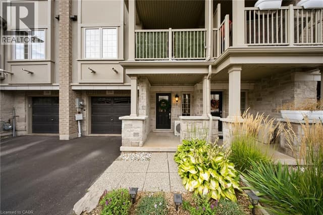 215 Dundas St. E Unit 19