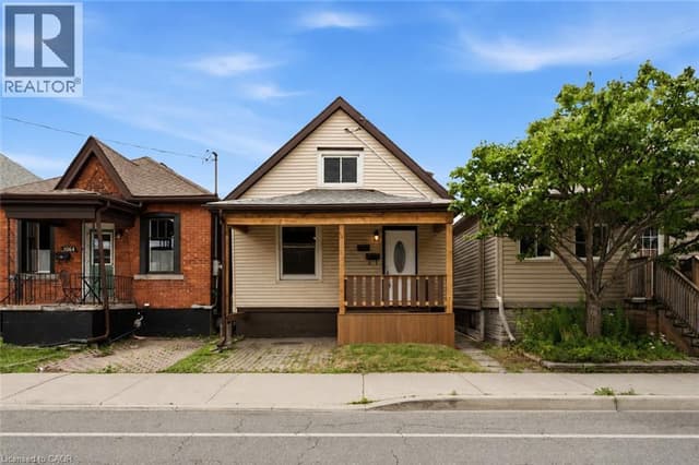 1062 Cannon St. E