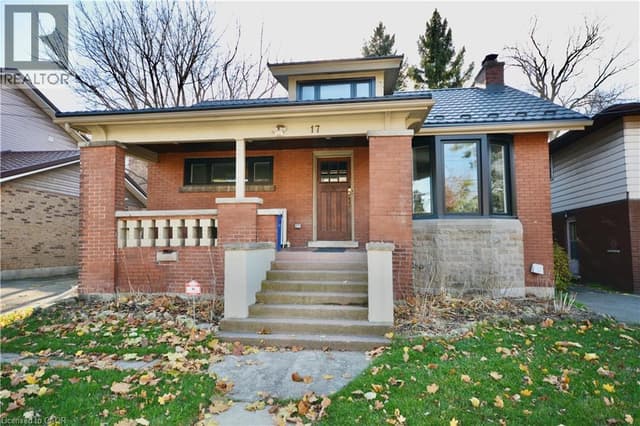 17 Inverness Ave. W Unit Lower