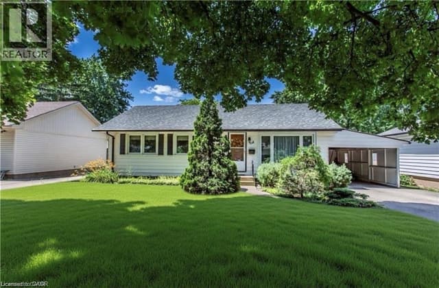 118 Jacobson Ave. Unit Upper