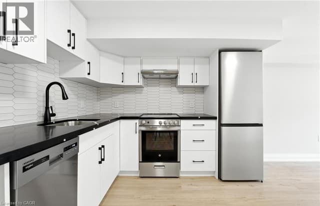 929 Upper Ottawa St. Unit C