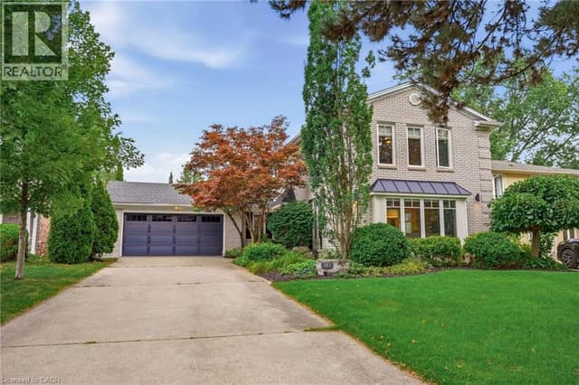 387 Valanna Cres.