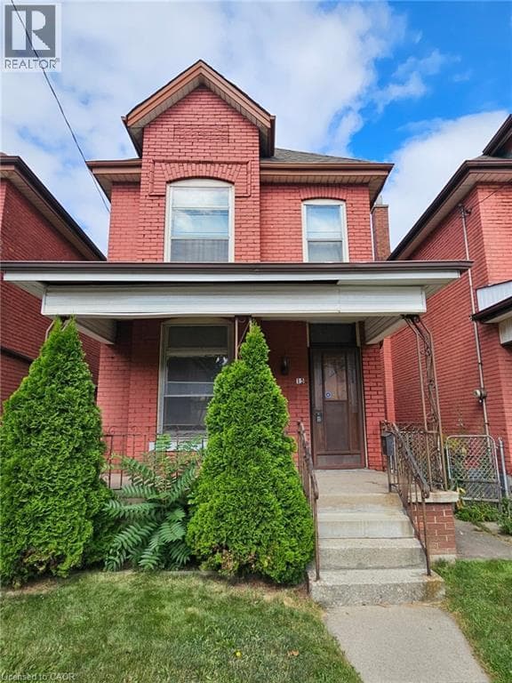 15 Kinrade Ave.