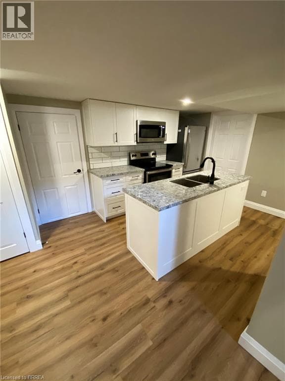 25 Hickery Pl. Unit Basement