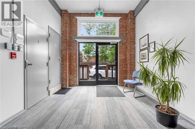 16 Myrtle Ave. Unit 7