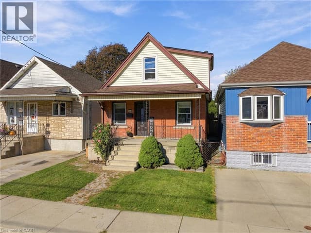 153 Albany Ave.