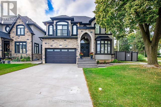 4 Lockman Dr.