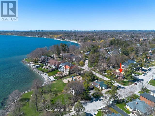 62 Maple Ave. S