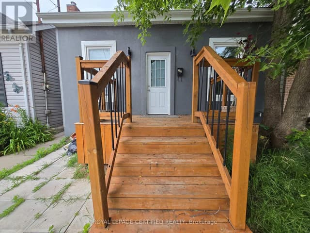 195 Picton St. E