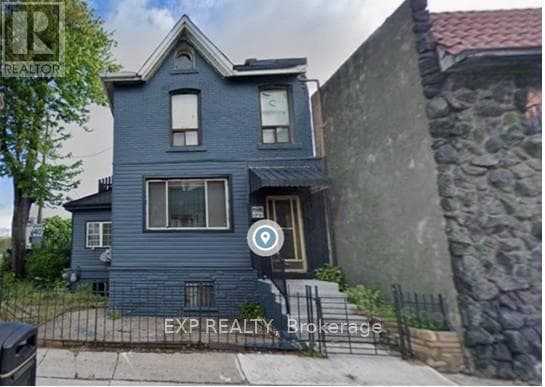 521 Barton St. E
