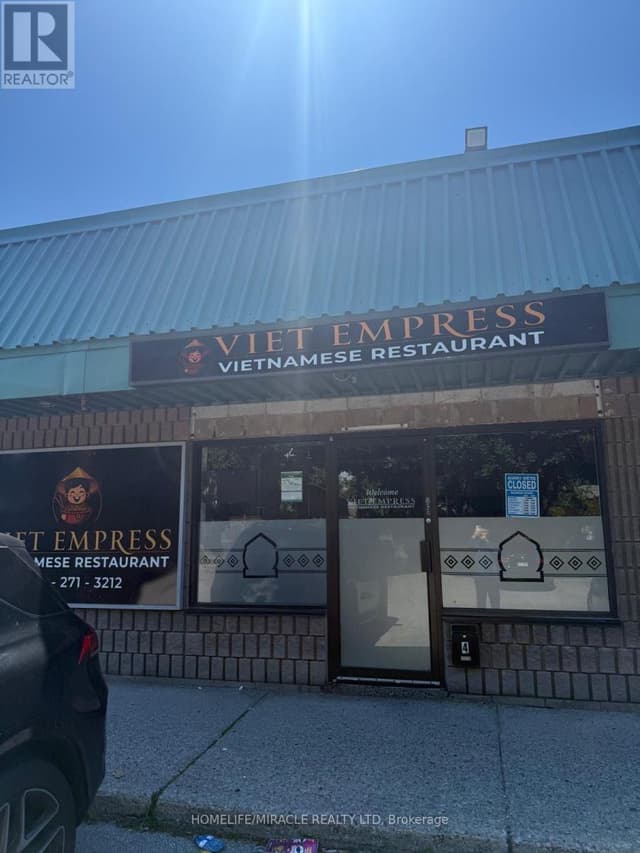 4 - 645 Lakeshore Rd. E