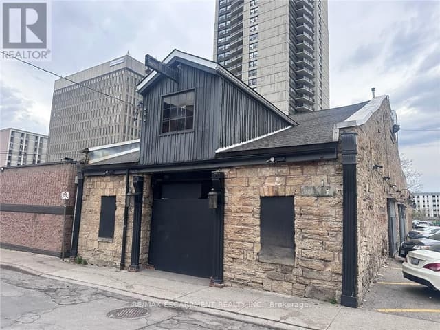 33 Bowen St.