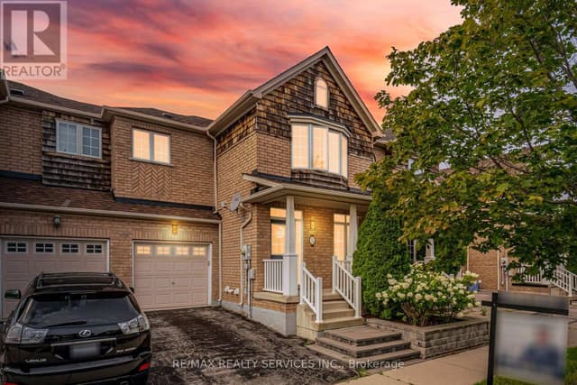 5 Westhampton Way
