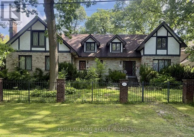 2123 Gordon Dr.