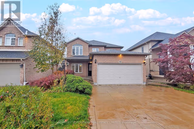 32 Holkham Ave.