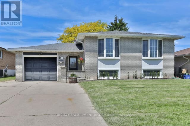 11 Lynwood Dr.