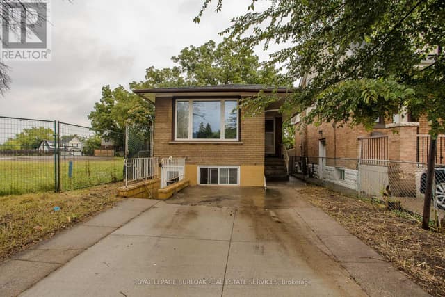 307 Dunsmure Rd.
