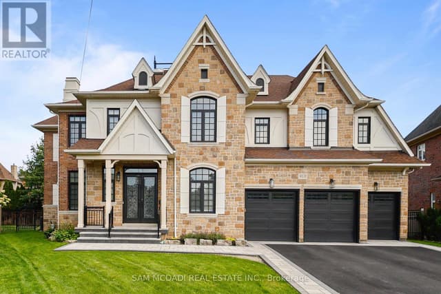 950 Fredonia Dr.