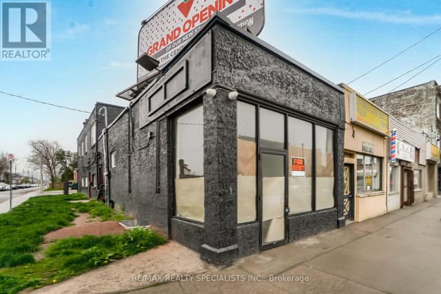 Apt 1 - 1064 Barton St.
