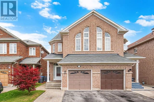 7443 Russian Olive Close