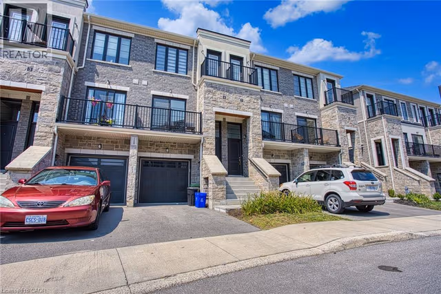 383 Dundas St. E Unit 4