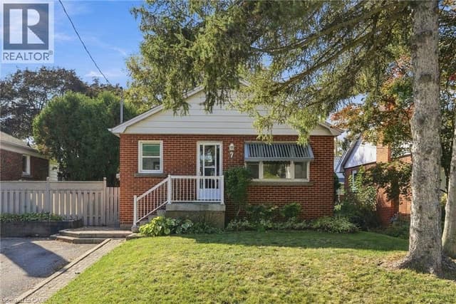 7 Sheldon St.