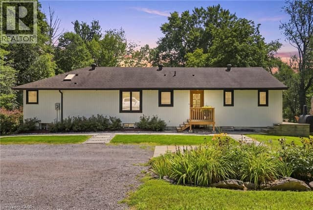 1095 Governors Rd.