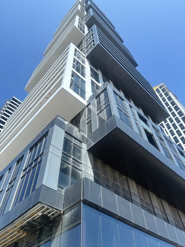 4015 The Exchange St. 1807 Mississauga On L5n 0n9