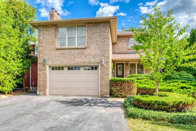 1384 Bramblewood Green Oakville On L6m 2r5