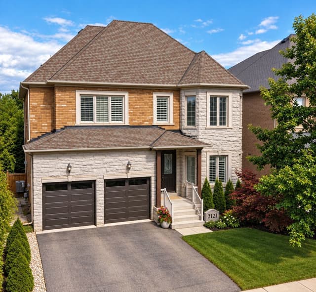 2121 Blackforest Cres. Oakville On L6m 4t6