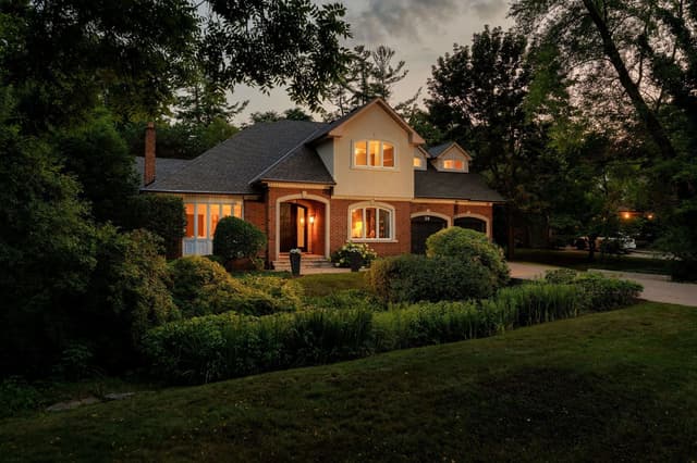 56 Birch Hill Ln. Oakville On L6k 2n9