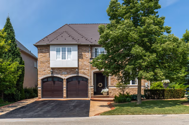 2149 Alderbrook Dr. Oakville On L6m 4z3