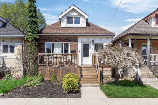 157 Cameron Ave. N Hamilton On L8h 4z4