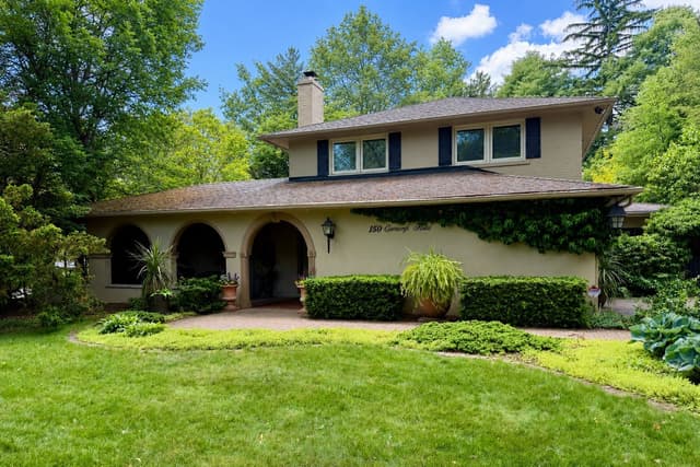 150 Cairncroft Rd. Oakville On L6j 4l9