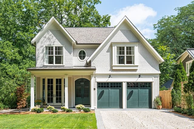 153 Balsam Dr. Oakville On L6j 3x4