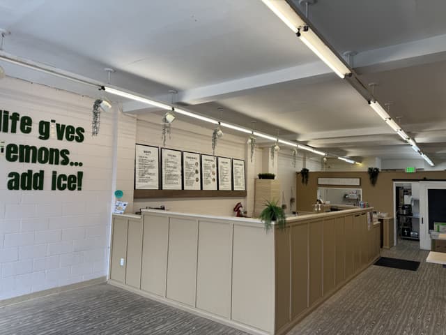 780 Concession St. Hamilton On L8v 1c8