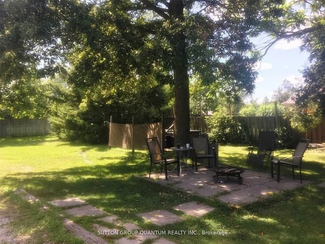 1142 Haig Blvd. Mississauga On L5e 2m7