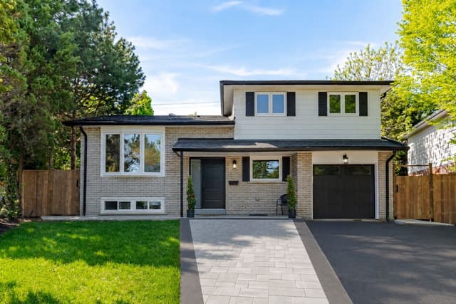1379 Christina Ct. Burlington On L7p 2v8
