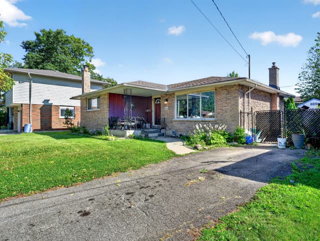 56 Burness Dr. St Catharines On L2p 1j5